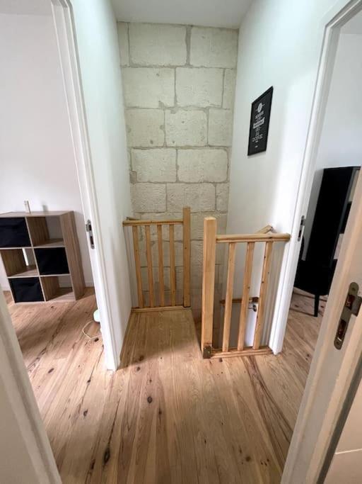 Superbe Appartement Cosy Avec Jardin Nimes Ngoại thất bức ảnh
