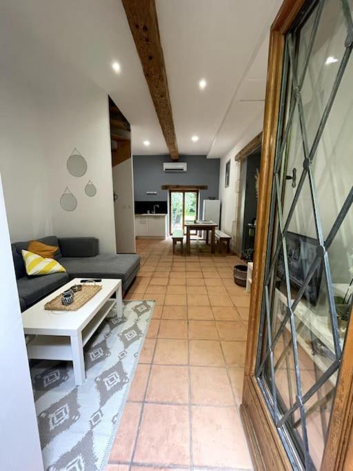 Superbe Appartement Cosy Avec Jardin Nimes Ngoại thất bức ảnh